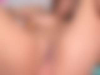 Ashlyn Peaks's Live Sex Cam Show