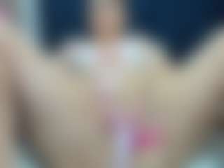Live cam show with pervert-pantyhose - Bedroom Mature on galaxygirlnitro.com