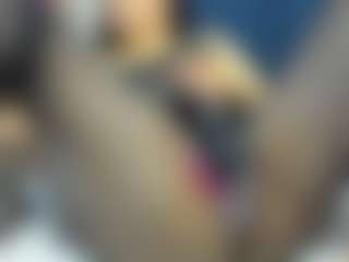 Live cam show with pervert-pantyhose - Brown Eyes Mature on xDating