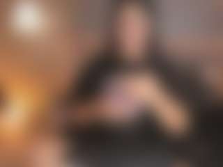Live cam show with ah-mara - Granny on CamwithHer