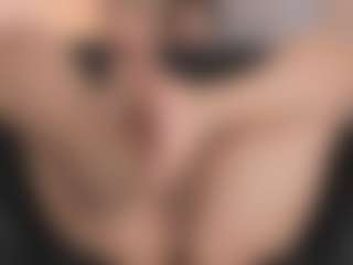 Live cam show with ah-mara - Squirt Blonde Hair on Chatstar