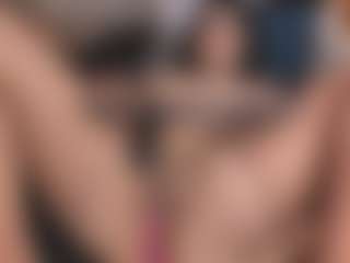 Live cam show with ah-mara - Athletic Public on SxyPornLive
