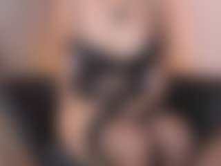 Live cam show with ah-mara - Athletic Strip on Milfs Live