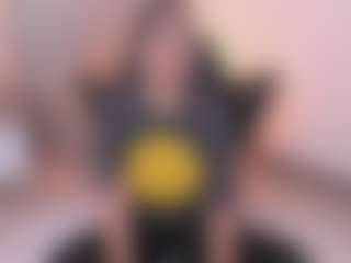Live cam show with ah-mara - Foot Fetish on livesuperchat.net
