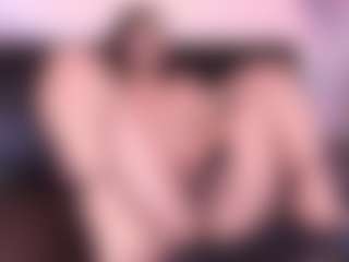 Live cam show with ah-mara - Brown Hair Teen (18+) on CamClone