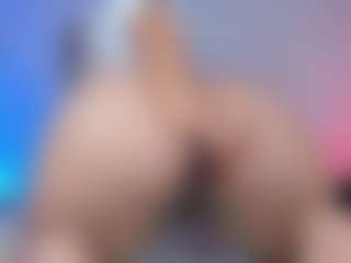 chloe-romero's Live Sex Cam Show