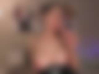 lilawest's Live Sex Cam Show