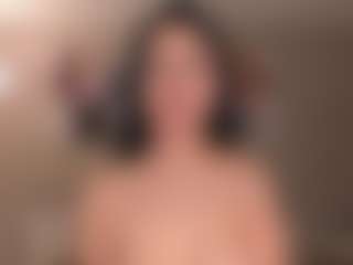 Live cam show with lilawest - Squirt on Camsoda