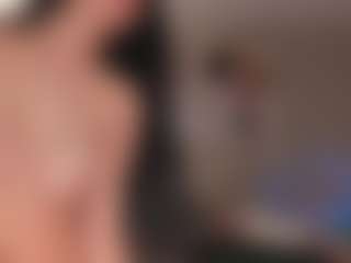 Live cam show with lilawest - Fingers on Camsoda