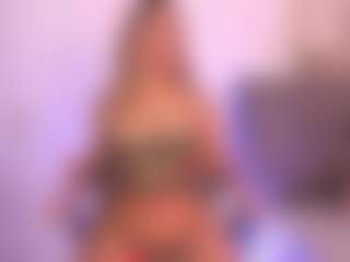 Live cam show with CIEL - Pornstar Bedroom on Camming Site