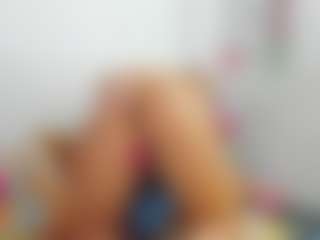 Live cam show with Venus Vega - Mature on fapnchat