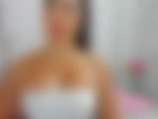 Live cam show with Venus Vega - White Mature on CamwithHer | colombia
