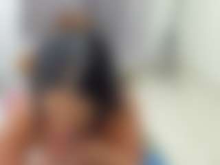 Venus Vega MILF webcam performer live streaming