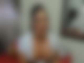 Venus Vega MILF webcam performer live streaming