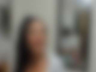 Venus Vega MILF webcam performer live streaming