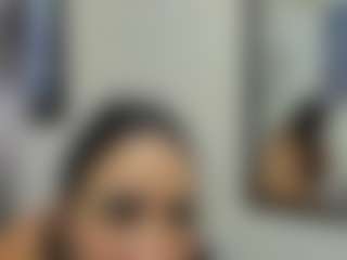 Venus Vega MILF webcam performer live streaming
