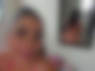 Live cam show with Venus Vega - Middle Aged on Camiplay Live