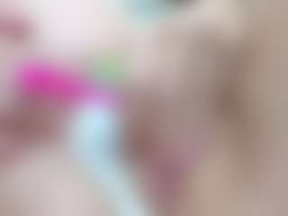 Live cam show with Margo and Alice - Ass To Mouth on AdultVida.com
