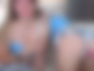 Live cam show with Margo and Alice - Petite on crypto-cams