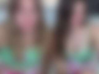 Spettacolo in cam dal vivo con Margo and Alice - Squirt Teen (18+) su Camsoda