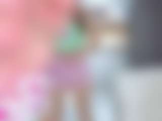 Live cam show with Margo and Alice - Orgasm on AdultVida.com
