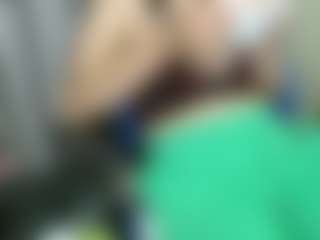 Gomezdanis01's Live Sex Cam Show