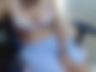 Gomezdanis01's Live Sex Cam Show