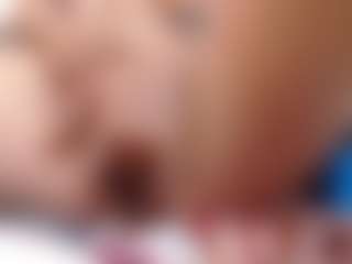 Gomezdanis01's Live Sex Cam Show