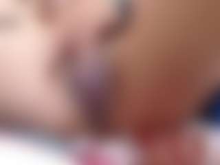 Gomezdanis01's Live Sex Cam Show