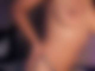 Live cam show with Anastassia - Ebony on Hubzter Live
