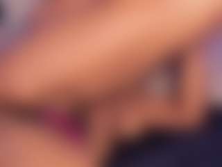 Live cam show with Anastassia - Cum on crypto-cams