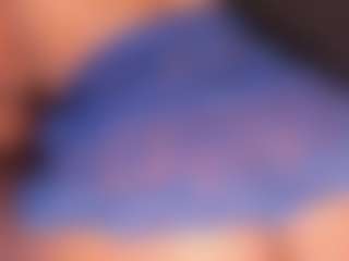 Live cam show with Anastassia - Bedroom Curvy on xxxlivecams.org