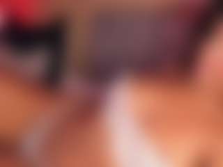 Live cam show with Anastassia - Solo on StripNow