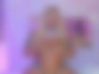 Show live cam dengan Dakotta Johanson - Latina di Camsoda | colombia