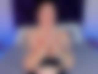 Gin's Live Sex Cam Show
