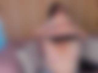 Live cam show with Gin - Anal on liverealitysex.com