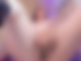 Live cam show with Gin - Gagging on Camsoda