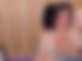 Live cam show with Gin - Pegging on Camsoda