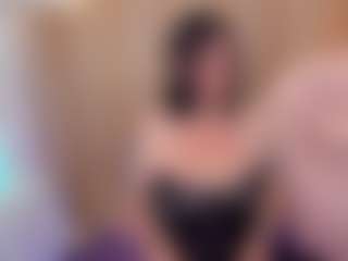 Live cam show with Gin - BBW Mature on Camsoda