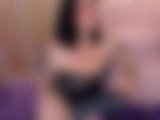 Live cam show with Gin - Wild on Camsoda