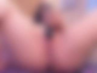 Live cam show with Gin - Butt Plug on CamClone