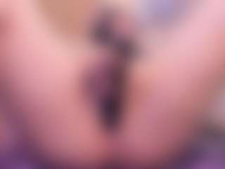 Gin's Live Sex Cam Show