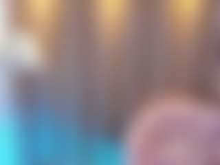 Live cam show with Gin - Flashing on Camsoda