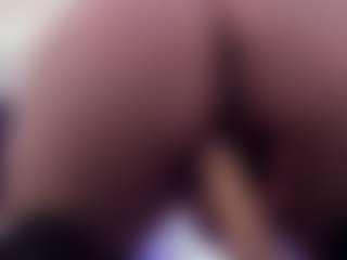 Live cam show with Gin - Wild on Camsoda