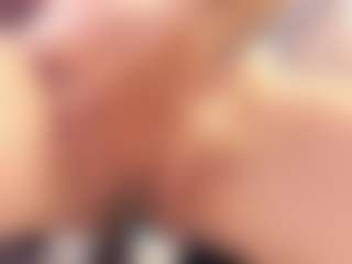 Gin's Live Sex Cam Show