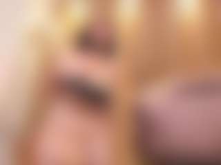 Live cam show with Gin - Moaning on Camiplay Live