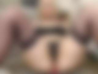 Live cam show with sweetdaiana23 - Butt Plug on googirlz