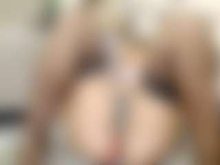 sweetdaiana23 MILF webcam performer live streaming