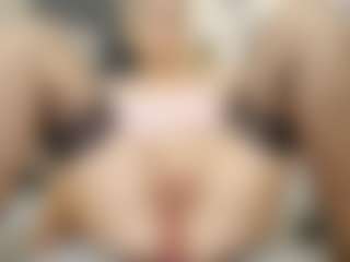 sweetdaiana23's Live Sex Cam Show