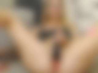 Live cam show with sweetdaiana23 - Average on wildcum.com